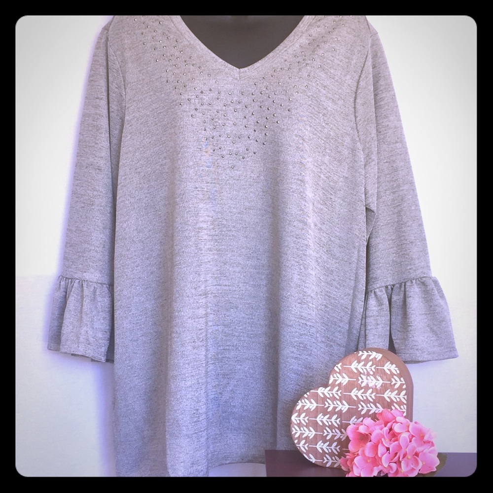 Como Blu Plus Size Knit Top Color Gray.